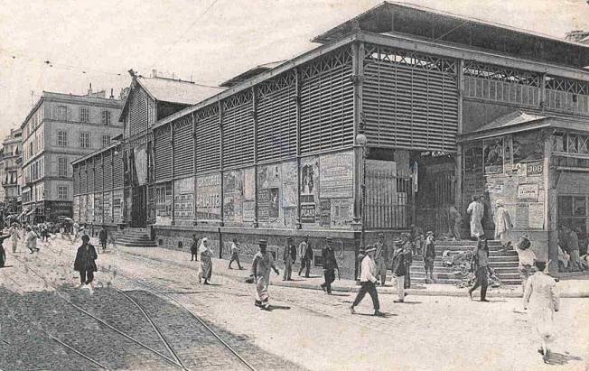 Le marche de la Lyre, rue Lucien Borgeaud 