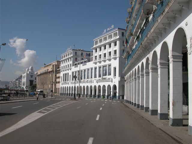 L'h�tel Aletti, les arcades Alger. 