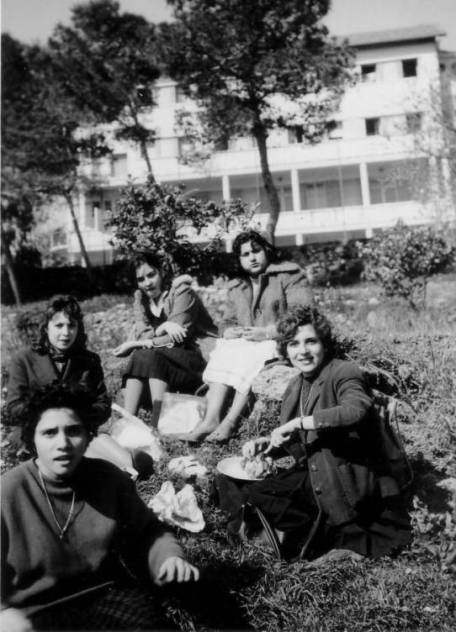 El-Biar sortie avec les Soeurs  de l'�cole  