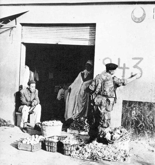 Alger, les num�ros sur les fa�ades 1957 