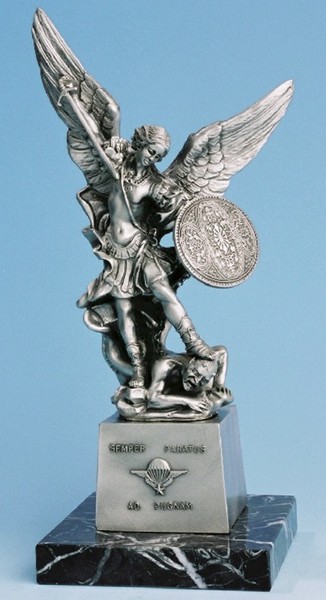 Alger Saint Michel patron des parachutistes 