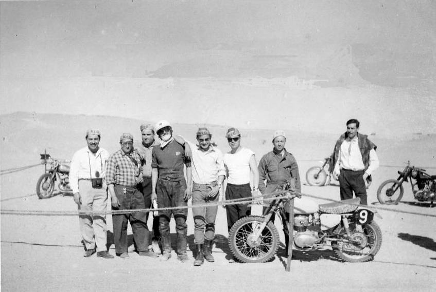 Alger le chmpions France et ses fans  Robert Assante  1960