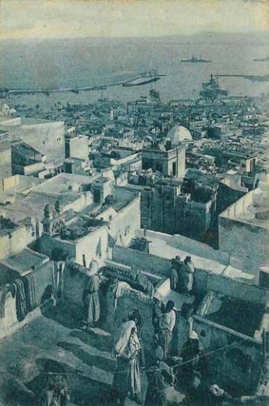 Vue du port et de la ville en 1890