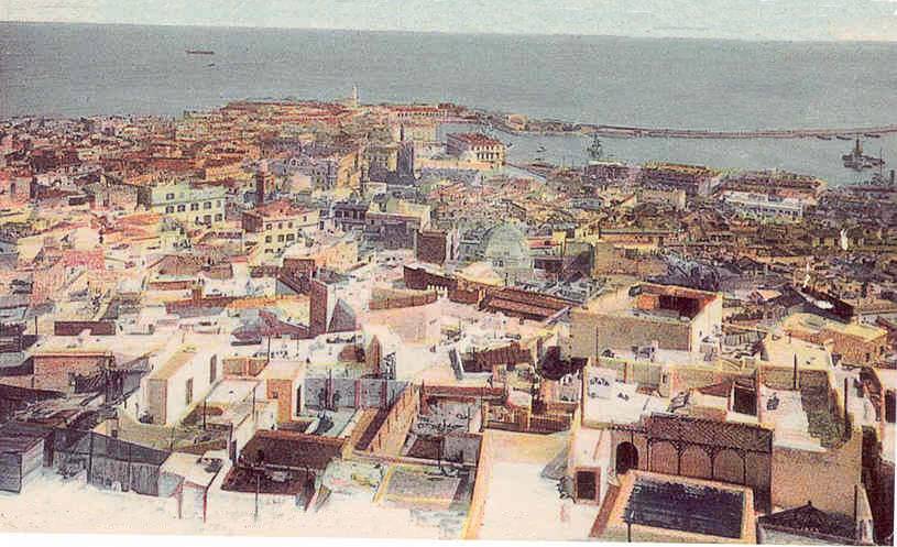 Vue du port et de la ville en 1900