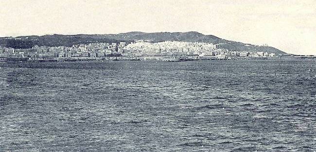 la baie d' Alger vue de la mer