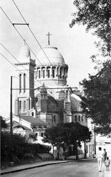 Arrivee � Notre Dame d' Afrique