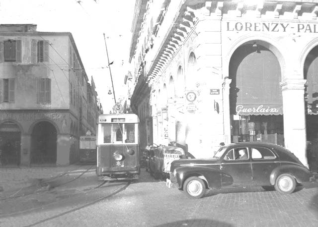 la rue Littr� et la rue Bab-Azoun en  1959