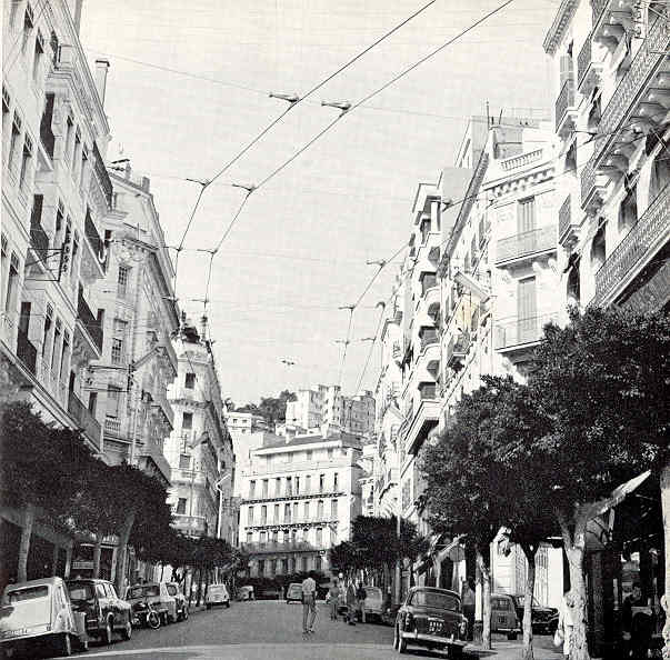 rue Dumont d'Urville