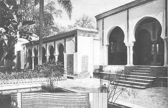 Mus�e du Bardo portiques de la cour de marbre 