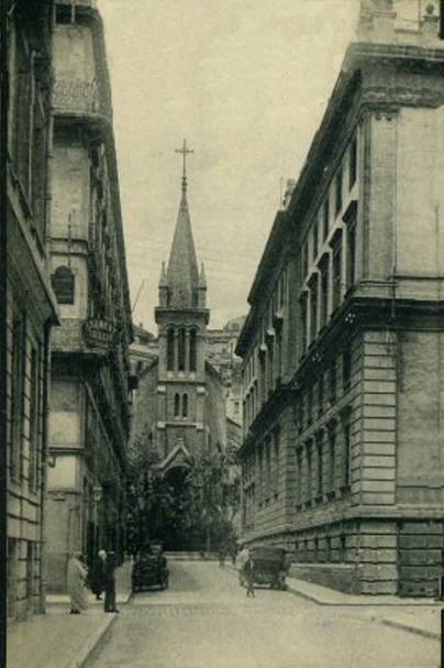 la rue de Menerville et l'�glise Saint Augustin en 1930. 