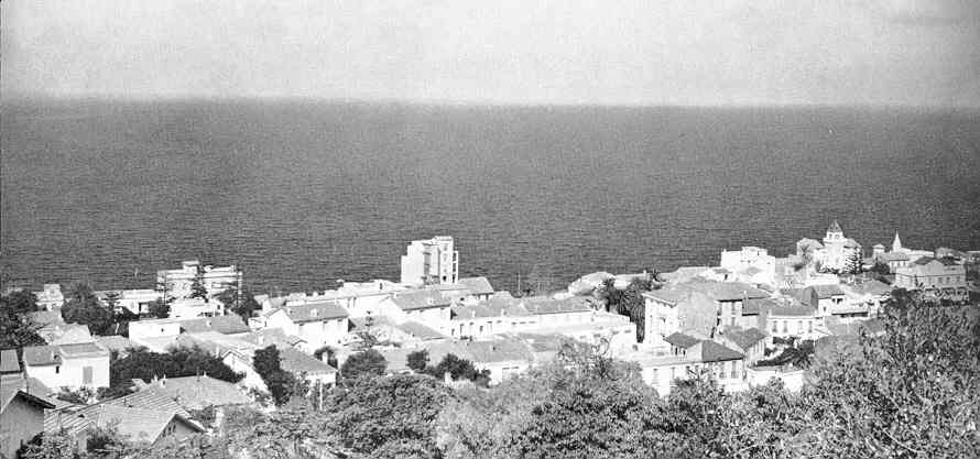 Vue sur le village de Saint-Eug�ne 