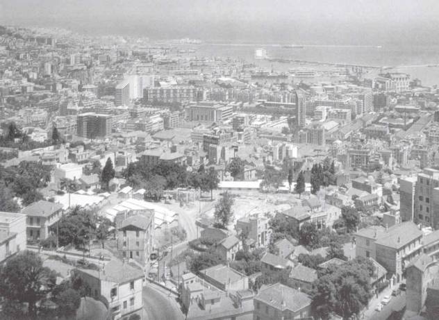 Vue sur le quartier de Belcourt prise du boulevard Bru.
