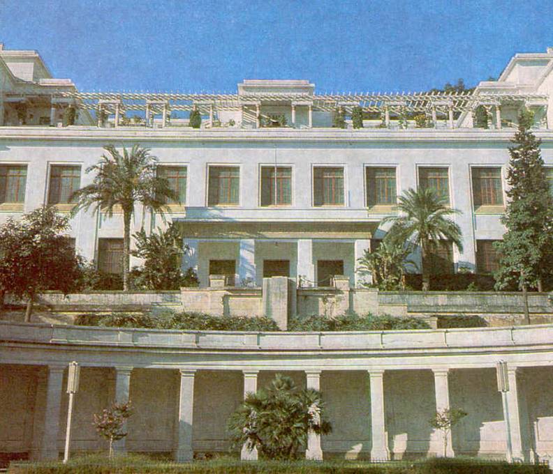 Alger, Facade du Palais des Beaux-Arts.  