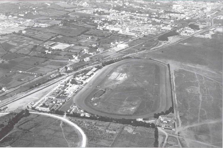 Hussein dey Hippodrome du Caroubier en 1938