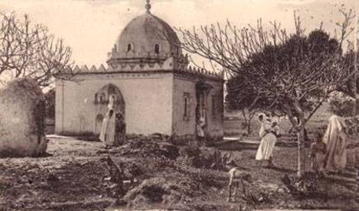 Maison Carr�e le Marabout. 