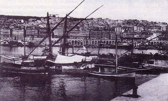 monument aux �migr�s �le de Minorque 