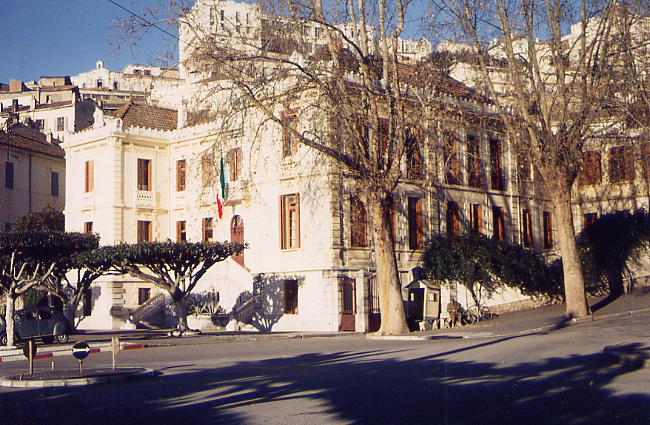 Bougie La Sous-Pr�fecture 