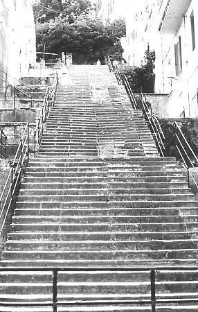 Bougie Escalier monumental 