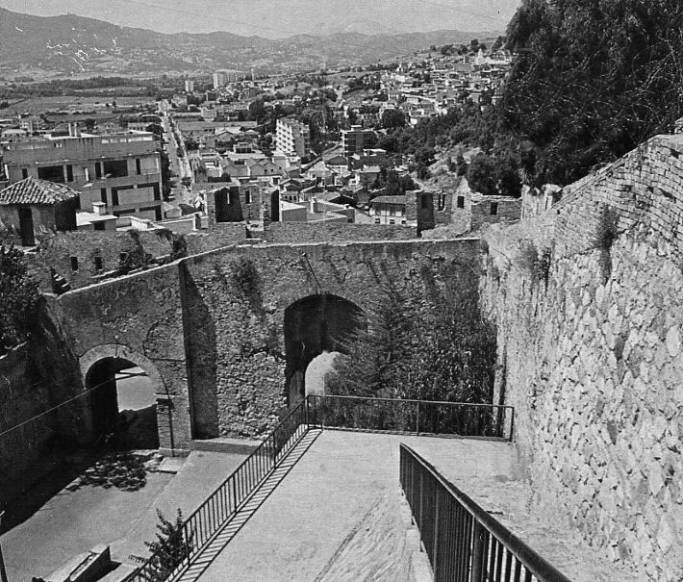 Bougie la porte Fouka 