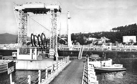 Bougie Le Port p�trolier  